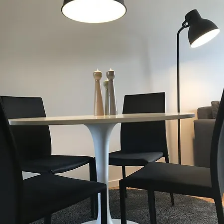 Two-bedroom In - Robert Jacobsens Vej 65 Lejlighed *